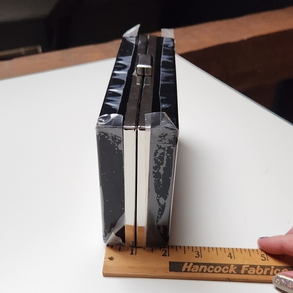 Rachel Zoe Deco Inspired Glossy Black Clutch - Picture 6 of 14